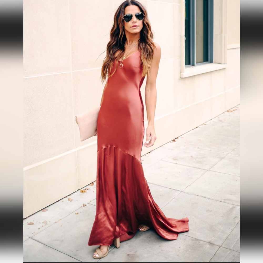 Vici Mémoire Satin High Low Maxi Dress